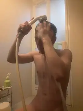 Snapshot of ippei0001 chatting on February 2026 09:48:02 AM ippei0001 online show from February 2026 09:48:02 AM