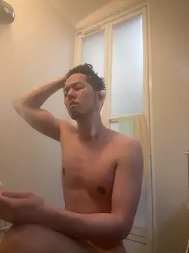 Snapshot of ippei0001 chatting on February 2026 04:44:01 AM ippei0001 online show from February 2026 04:44:01 AM