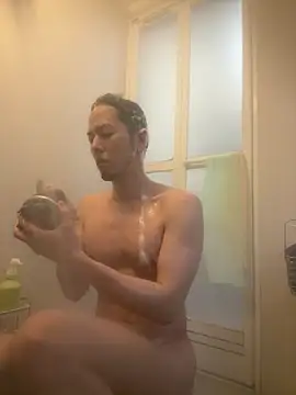 Snapshot of ippei0001 chatting on February 2026 07:07:01 AM ippei0001 online show from February 2026 07:07:01 AM