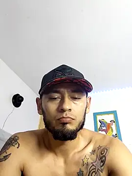 Snapshot of kmerlin chatting on November 2025 08:48:02 AM kmerlin online show from November 2025 08:48:02 AM