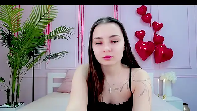 Snapshot of DianaHeath chatting on February 2026 11:01:01 PM DianaHeath online show from February 2026 11:01:01 PM