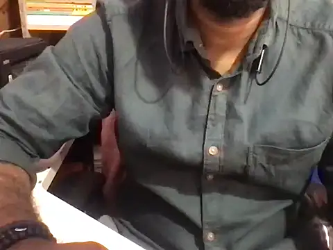Snapshot of KingCobra_07 chatting on May 2026 02:40:01 AM KingCobra 07 online show from May 2026 02:40:01 AM