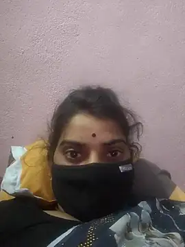 Tamanna hot online show from November 2025 03:11:01 PM