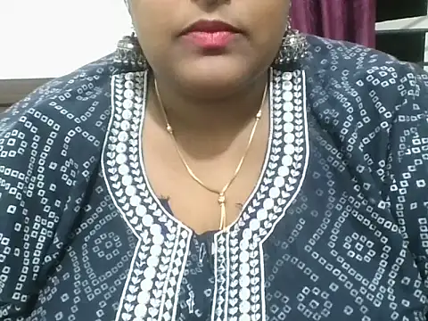 hootypriya online show from February 2026 05:00:01 PM