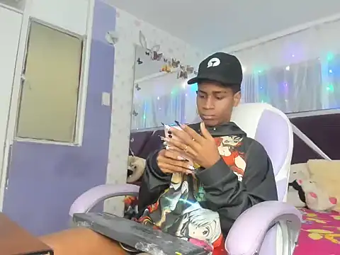 Snapshot of Santy_bigcock_01 chatting on November 2025 03:11:01 PM Santy bigcock 01 online show from November 2025 03:11:01 PM