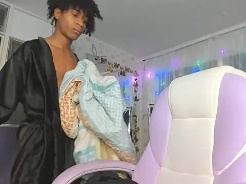 Snapshot of Santy_bigcock_01 chatting on January 2026 05:51:02 PM Santy bigcock 01 online show from January 2026 05:51:02 PM