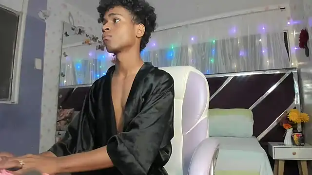 Snapshot of Santy_bigcock_01 chatting on March 2026 12:09:01 PM Santy bigcock 01 online show from March 2026 12:09:01 PM