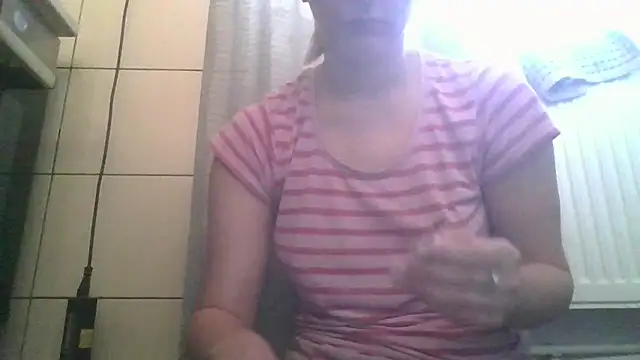 Snapshot of dirty_sasha00 chatting on May 2026 03:02:01 AM dirty sasha00 online show from May 2026 03:02:01 AM