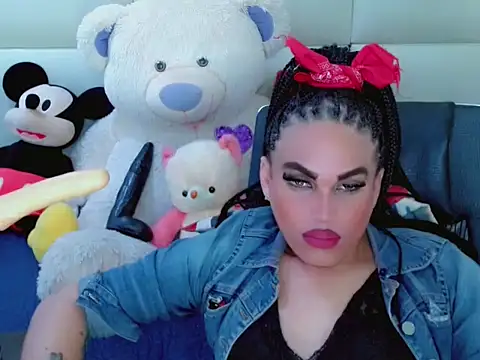 NharaBigCock online show from November 2025 12:24:01 AM