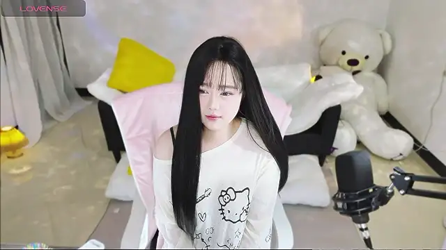 Nina37 online show from January 2026 06:05:01 AM