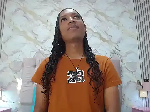 MiaCoock online show from January 2026 12:53:02 PM