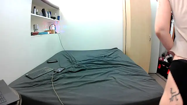 Empress Lilith online show from January 2026 07:45:01 PM