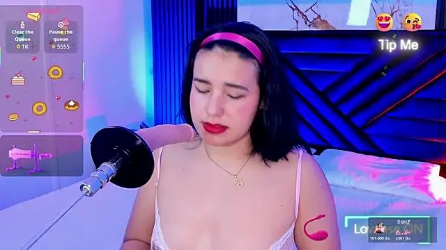 Lalalemoonds online show from December 2025 12:57:02 PM