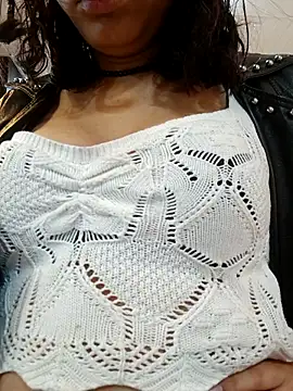 Snapshot of monFrandyd chatting on November 2025 10:09:01 PM monFrandyd online show from November 2025 10:09:01 PM