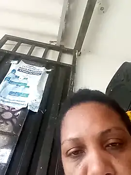 Eva rouse2 online show from April 2026 05:17:01 PM