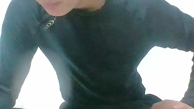 Snapshot of hiroto11058 chatting on January 2026 07:45:02 AM hiroto11058 online show from January 2026 07:45:02 AM