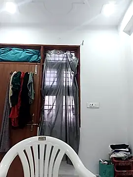 sanjana077 online show from April 2026 03:18:02 AM