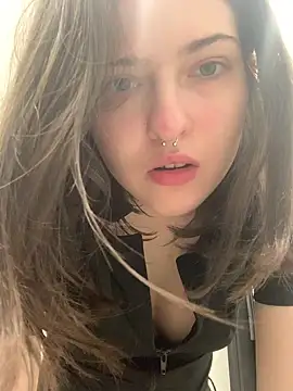 Snapshot of Ruby_de_Cherry chatting on July 2026 12:33:01 PM Ruby de Cherry online show from July 2026 12:33:01 PM