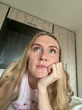 olliebells online show from June 2026 01:43:01 PM