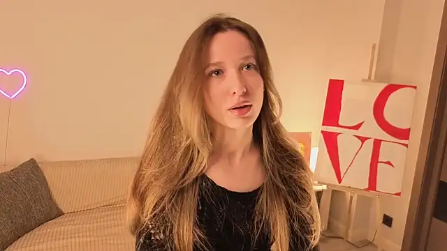 Snapshot of eirakiliana chatting on November 2025 05:50:02 AM eirakiliana online show from November 2025 05:50:02 AM