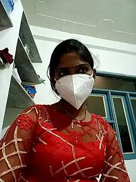 Snapshot of V_HOT_SEXY chatting on November 2025 10:26:01 AM V HOT SEXY online show from November 2025 10:26:01 AM