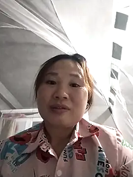 Snapshot of MINSSA502 chatting on November 2025 04:07:02 PM MINSSA502 online show from November 2025 04:07:02 PM