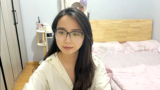 Hmm 0303 online show from March 2026 07:21:02 PM