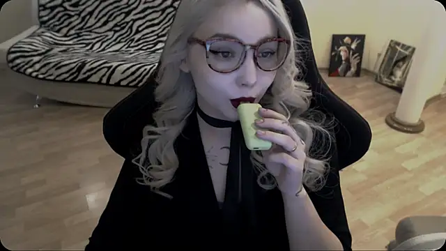 Snapshot of fromsun_forsoul777 chatting on November 2025 11:32:02 AM fromsun forsoul777 online show from November 2025 11:32:02 AM