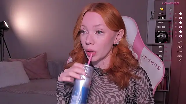 Elisahsthetics online show from May 2026 12:37:01 AM