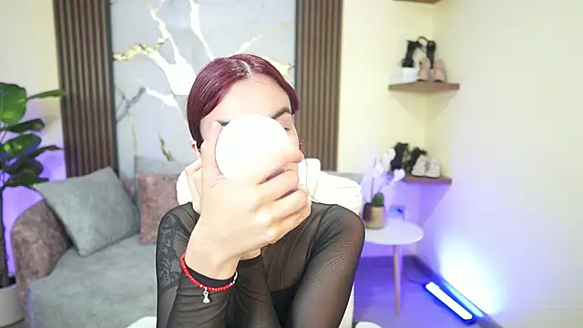 TessaaFox online show from January 2026 11:48:02 AM