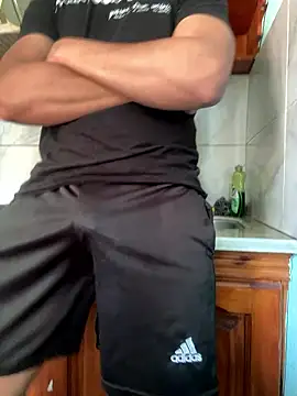 Snapshot of Maluma1995 chatting on January 2026 05:29:02 PM Maluma1995 online show from January 2026 05:29:02 PM