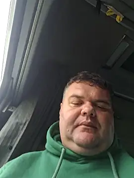 Grase44 online show from November 2025 11:32:02 AM