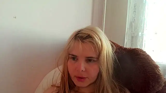 HornyElena online show from March 2026 04:13:02 PM