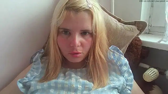 HornyElena online show from June 2026 03:18:01 PM