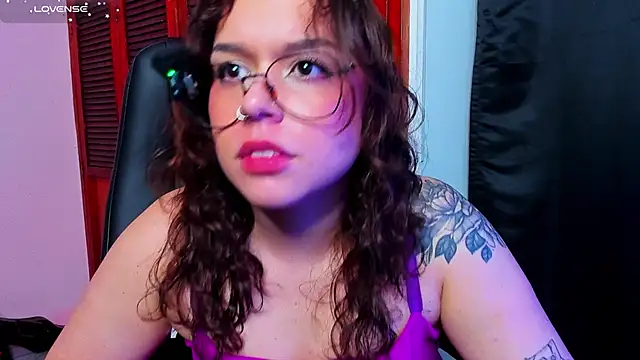 Snapshot of Dubraska_Rubio chatting on February 2026 03:56:02 AM Dubraska Rubio online show from February 2026 03:56:02 AM