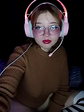 Snapshot of Michi_sauria1 chatting on November 2025 03:50:02 AM Michi sauria1 online show from November 2025 03:50:02 AM