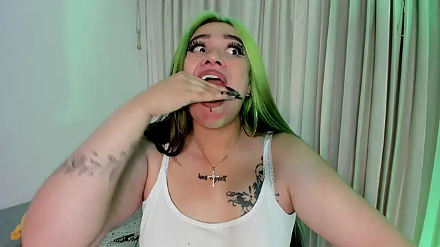 Lilith Zenith  online show from December 2025 04:17:02 AM