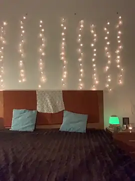 massagistahotbrunette online show from December 2025 07:53:01 PM