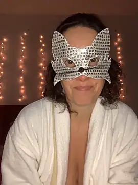 massagistahotbrunette online show from February 2026 04:55:02 PM