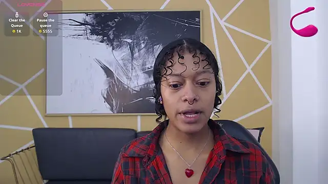 Snapshot of Agatha_Amaya chatting on November 2025 01:11:01 PM Agatha Amaya online show from November 2025 01:11:01 PM