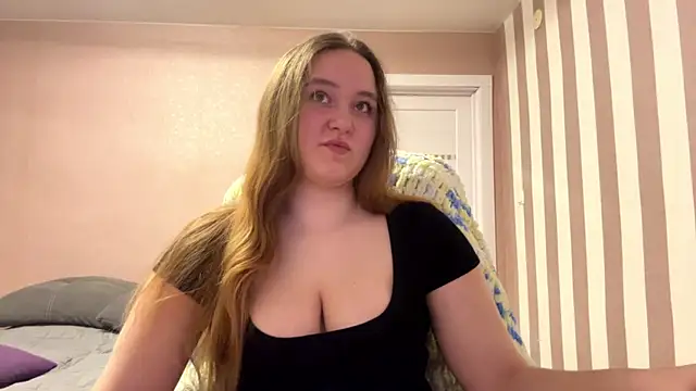 BabyBlissxx online show from April 2026 09:50:01 PM