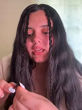 candicewest  online show from April 2026 03:02:01 PM