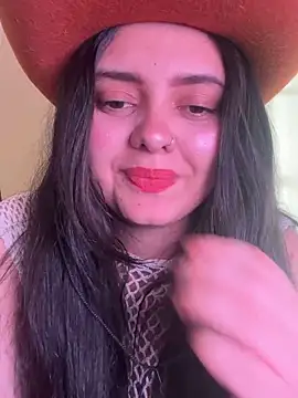 Snapshot of candicewest_ chatting on May 2026 08:59:01 PM candicewest online show from May 2026 08:59:01 PM