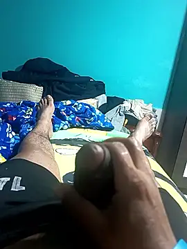 Snapshot of Loquillopajero chatting on January 2026 12:43:01 PM Loquillopajero online show from January 2026 12:43:01 PM