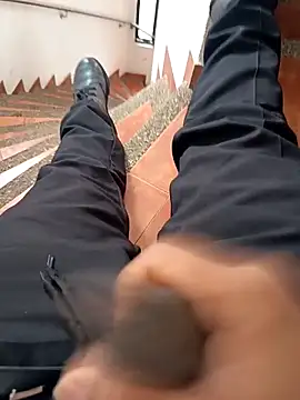 Loquillopajero online show from March 2026 04:00:01 PM