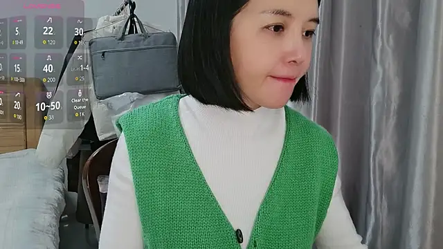 Snapshot of Wanwan61 chatting on November 2025 09:09:01 AM Wanwan61 online show from November 2025 09:09:01 AM