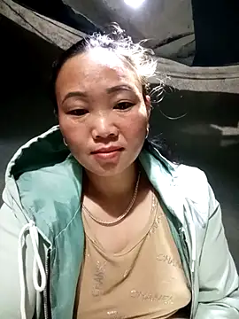 Snapshot of susunini chatting on November 2025 07:25:01 PM susunini online show from November 2025 07:25:01 PM