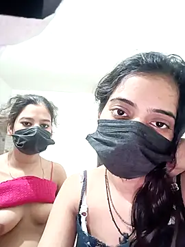 Snapshot of Hot_komall chatting on February 2026 01:32:01 AM Hot komall online show from February 2026 01:32:01 AM