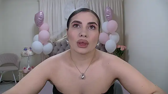 AdrianaTorres online show from February 2026 05:39:02 AM