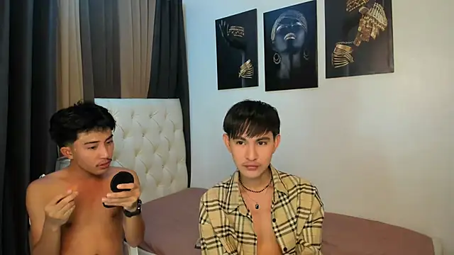 Snapshot of Urloverhardcock chatting on November 2025 05:12:01 PM Urloverhardcock online show from November 2025 05:12:01 PM